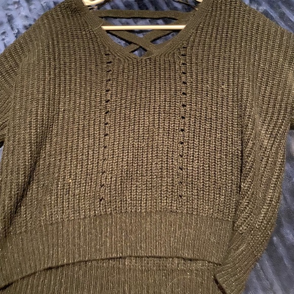 Black sweater - Picture 1 of 5